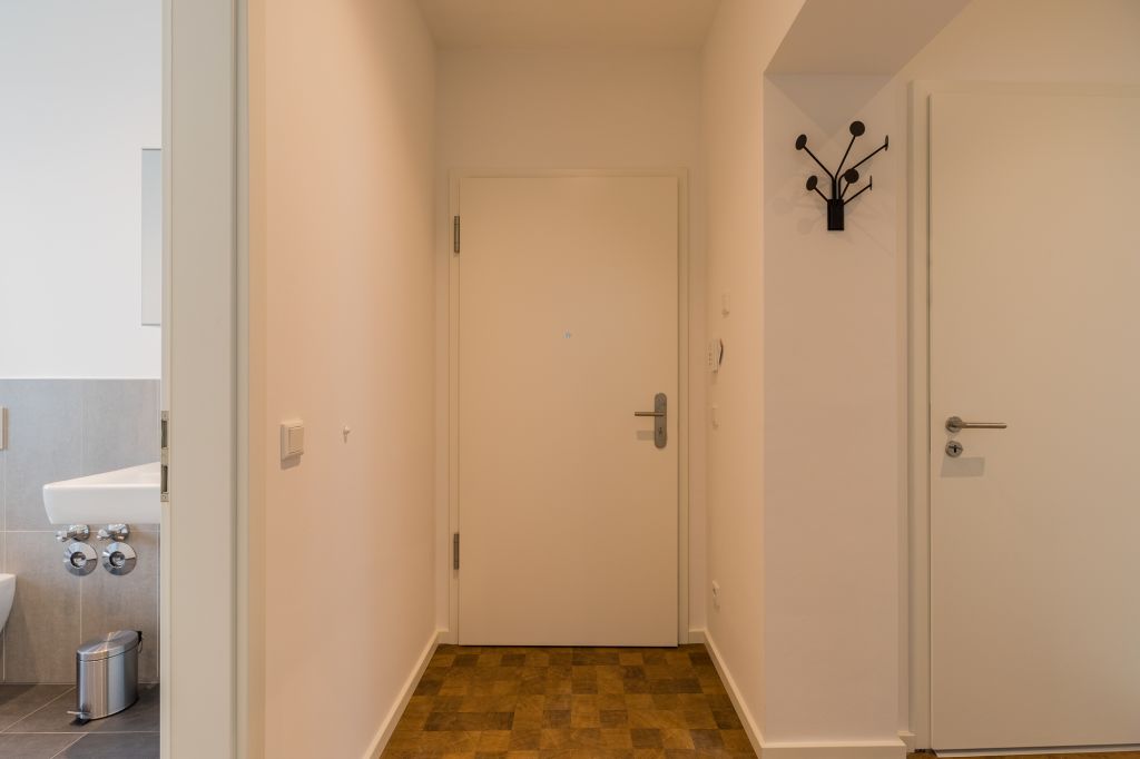 Rent 1 room apartment Berlin | Entire place | Berlin | Große 2 Zimmer Wohnung mit Balkon direkt am Hermannplatz | Hominext