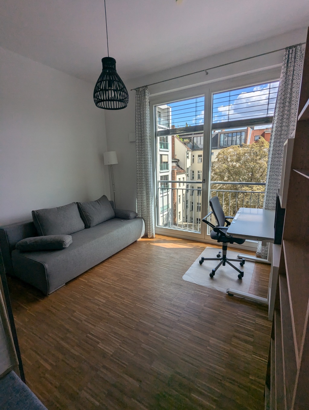 Rent 3 rooms apartment Berlin | Entire place | Berlin | Großzügige möblierte 4-Zimmer-Wohnung im trendigen Friedrichshain-Kreuzberg | Hominext