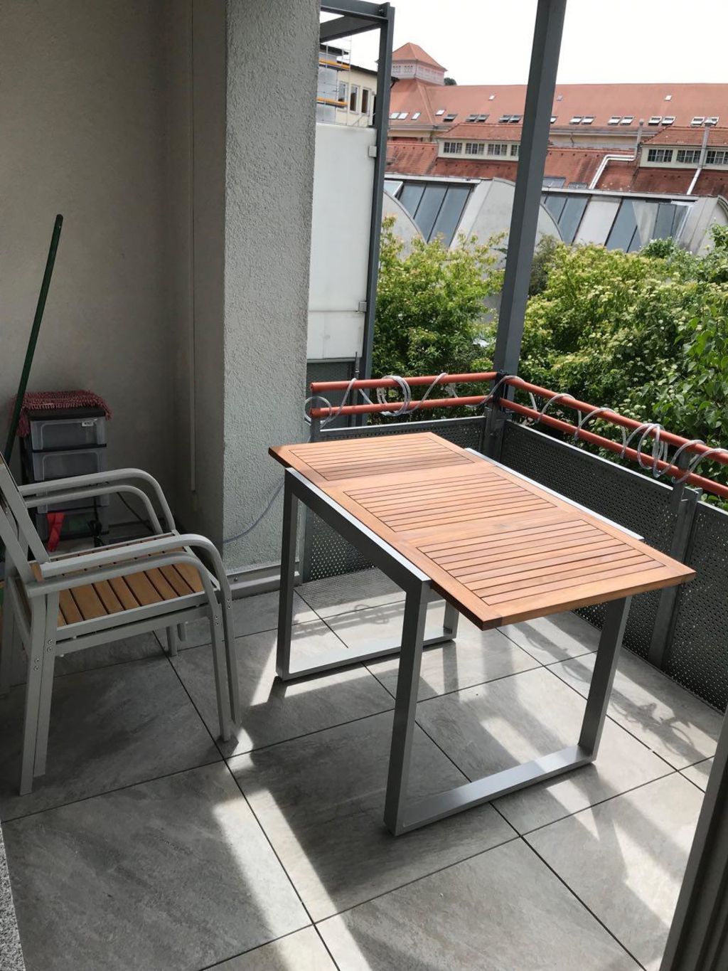 Miete 1 Zimmer Wohnung Esslingen am Neckar | Ganze Wohnung | Esslingen am Neckar | ruhige 1,5 Zimmer-Wohnung mit Terrasse in Stadtmitte Esslingen | Hominext