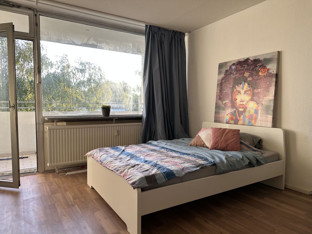 Miete 1 Zimmer Wohnung Bonn | Ganze Wohnung | Bonn | Voll möbliertes sonniges Studio mit Parking, Balkon, ausgestatteter Küche, und Netflix | Hominext