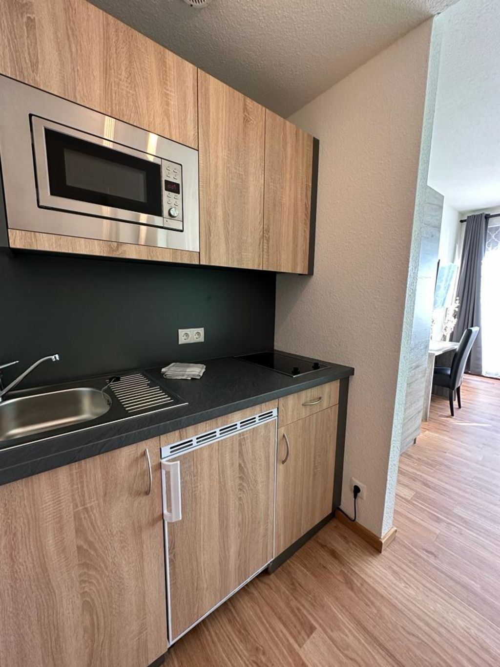 Rent 1 room apartment Koblenz | Entire place | Koblenz | All Inclusive-Wohnen in toller Rheinlage mit freiem WLAN (Comfort Apartment) | Hominext