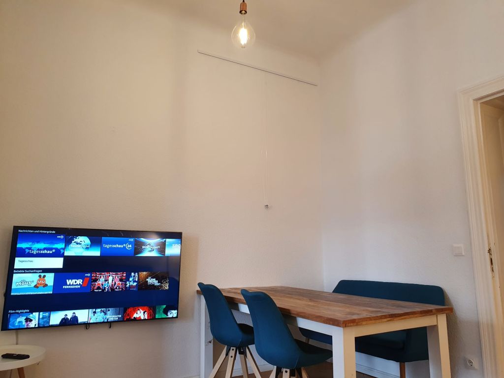 Miete 2 Zimmer Wohnung Berlin | Ganze Wohnung | Berlin | 3-Zimmer-Perle mit einem Balkon | Hominext