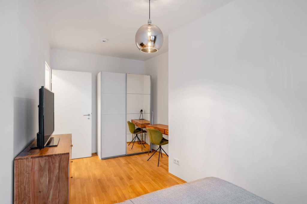 Rent 4 rooms apartment Berlin | Studio | Berlin | Privatzimmer in Mitte, Berlin | Hominext