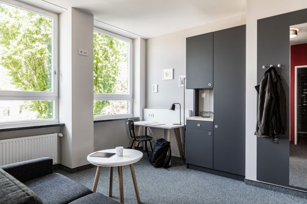 Miete 1 Zimmer Wohnung Hamburg | Ganze Wohnung | Hamburg | Großzügiges Business Apartment in optimaler Lage | Hominext