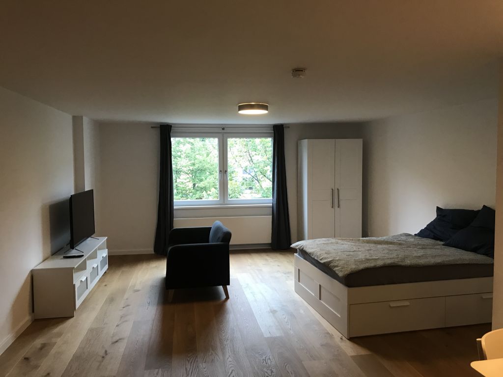 Rent 1 room apartment Berlin | Entire place | Berlin | Wohnen in einer neu renovierten und komplett möblierten Wohnung | Hominext