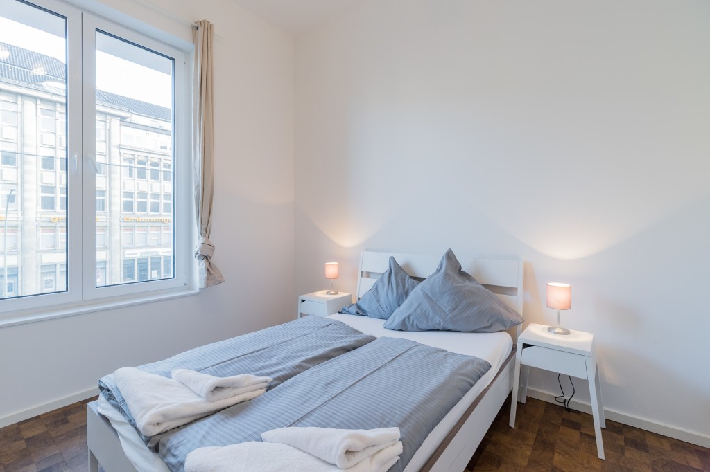 Rent 1 room apartment Berlin | Entire place | Berlin | Tolle 2 Zimmer Wohnung mit Balkon direkt am Hermannplatz | Hominext