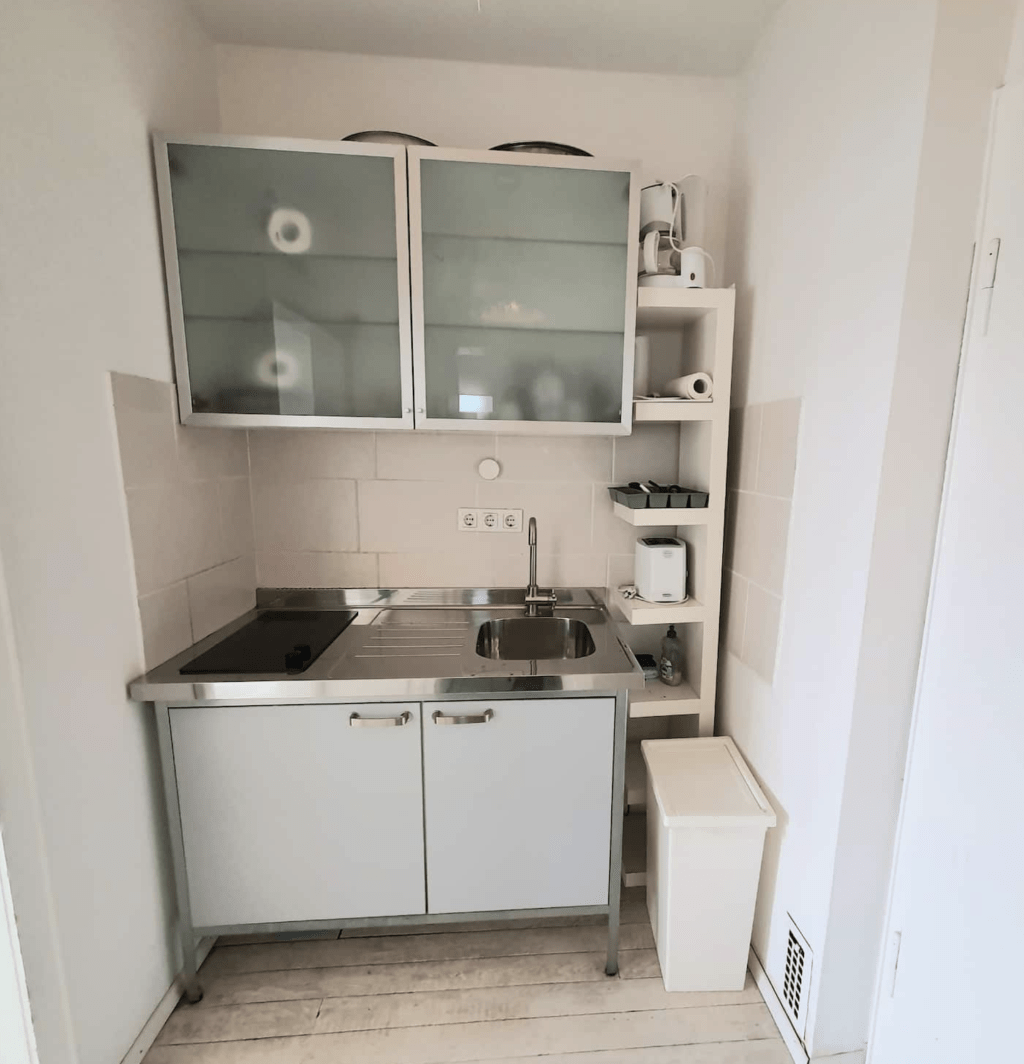 Miete 1 Zimmer Wohnung Köln | Ganze Wohnung | Köln | Tolles Apartement in der Kölner Innenstadt mit Domblick | Hominext