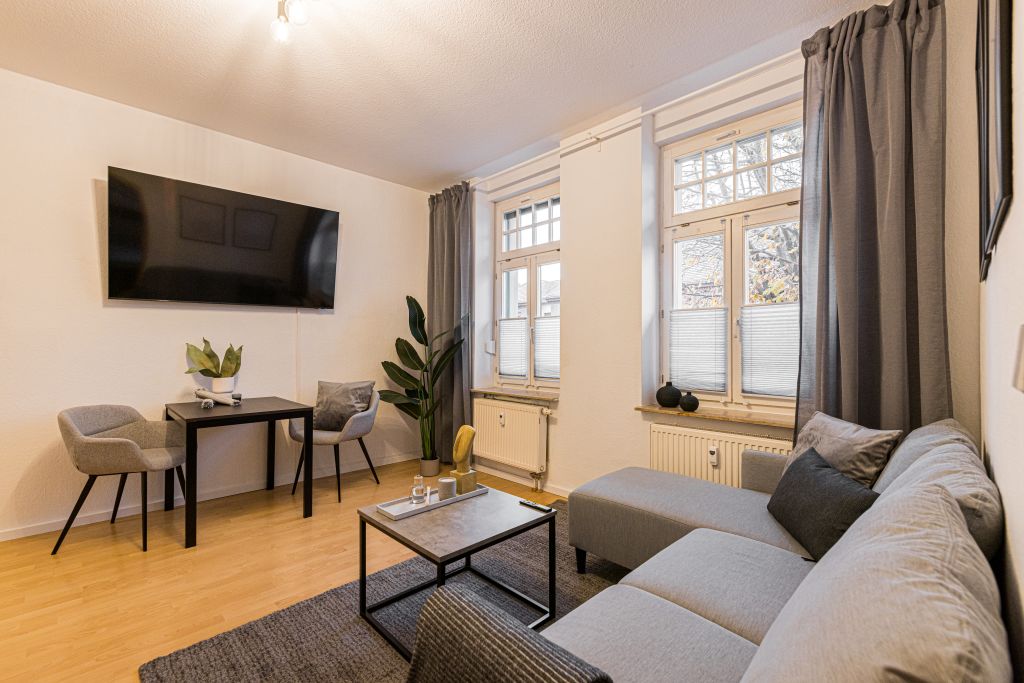 Miete 2 Zimmer Wohnung Magdeburg | Ganze Wohnung | Magdeburg | Modernes Apartment mit 2 großen Schlafzimmern und separatem Wohnzimmer | Hominext