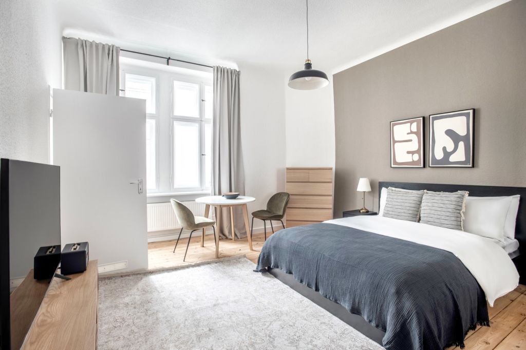 Miete 1 Zimmer Wohnung Berlin | Ganze Wohnung | Berlin | Wunderschöne vollausgestattete 1 Zimmer Wohnung in Gründerzeit Altbau direkt am Boxhagener Platz. | Hominext