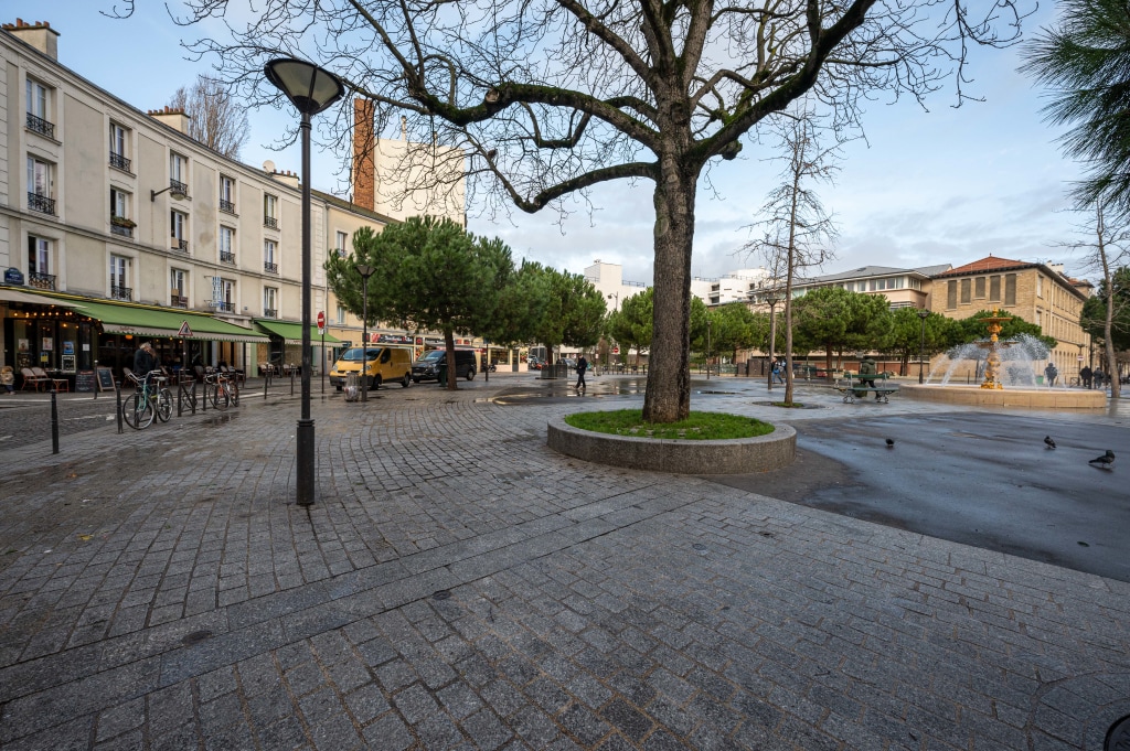 Place de la Reunion 61