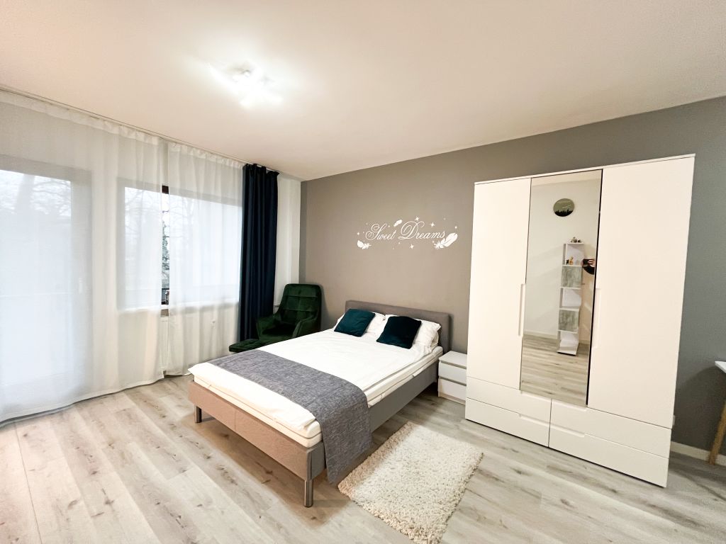 Miete 1 Zimmer Wohnung Frankfurt am Main | Ganze Wohnung | Frankfurt am Main | PREMIUM-APARTMENT MIT SKYLINE- UND PARKBLICK | Hominext