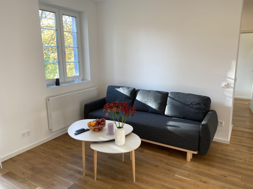 Rent 1 room apartment Berlin | Entire place | Berlin | Schicke, liebevoll eingerichtete Wohnung direkt am S-Bahnhof Botanischer Garten | Hominext