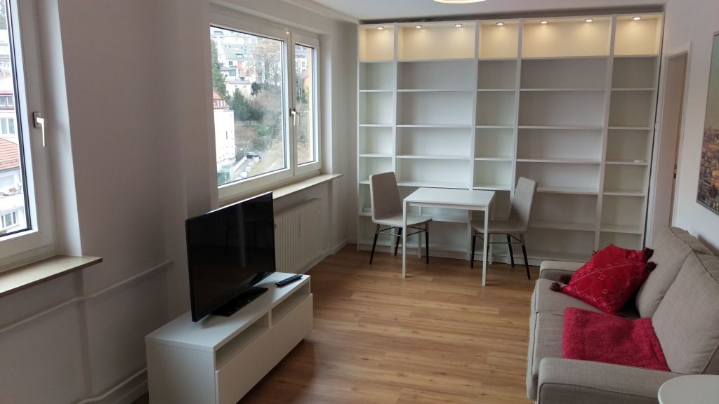 Rent 1 room apartment Stuttgart | Entire place | Stuttgart | Neues und helles 1-Zimmer Businessapartment in Stuttgart-Mitte/ West | Hominext