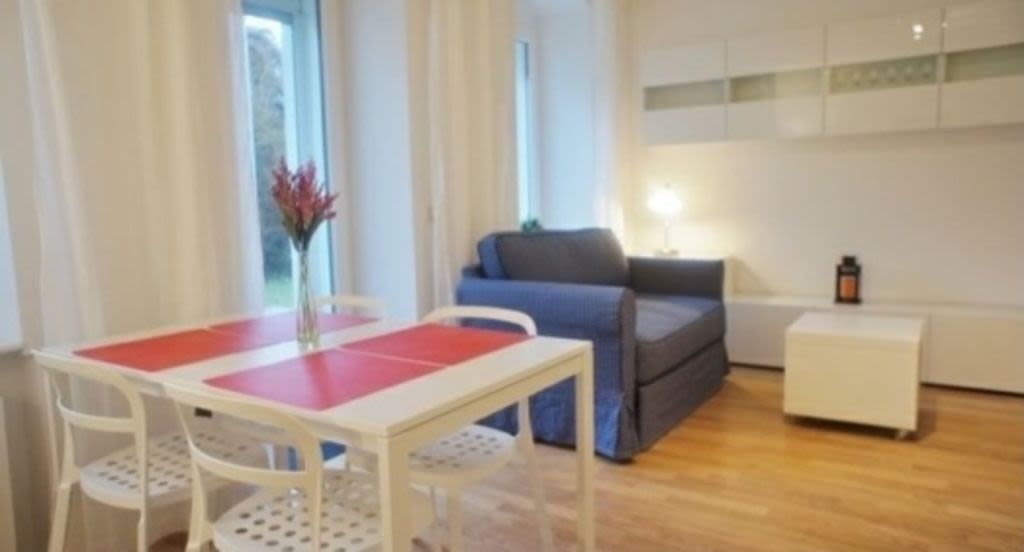 Rent 1 room apartment Berlin | Entire place | Berlin | Altbauwohnung mitten im Geschehen | Hominext