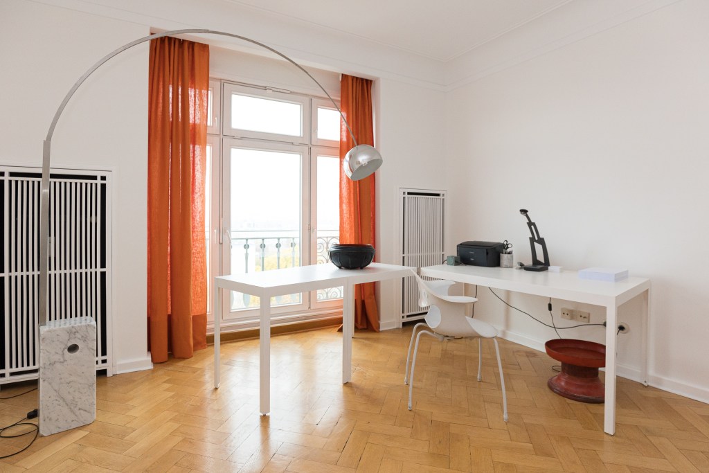 Rent 1 room apartment Berlin | Entire place | Berlin | 427 | Helle Wohnung mit toller Aussicht am Strausberger Platz | Hominext