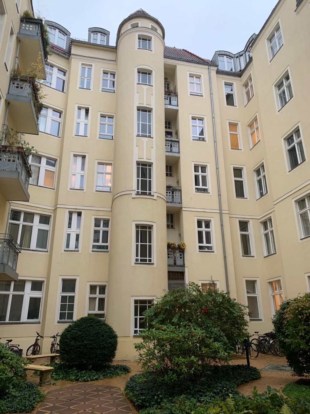 Miete 1 Zimmer Wohnung Berlin | Ganze Wohnung | Berlin | Ruhige 2 Zimmerwohng Kudamm nah | Hominext