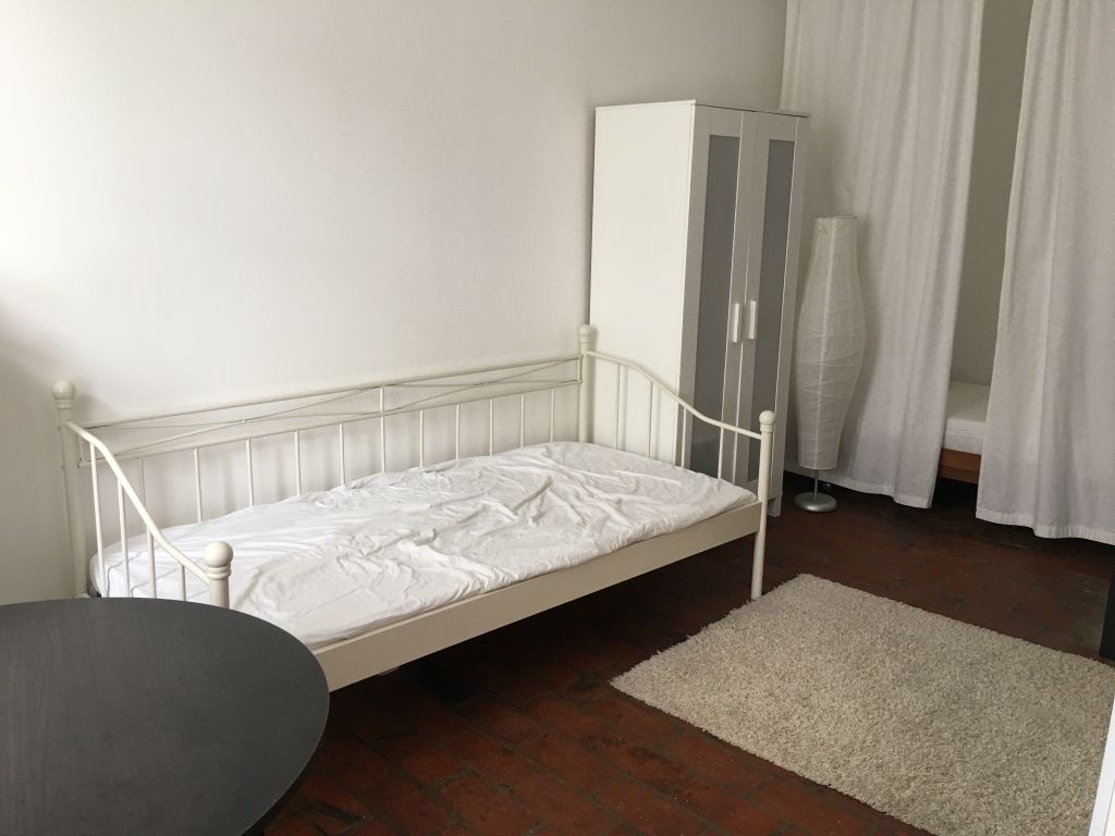 Rent 1 room apartment Dessau-Roßlau | Entire place | Dessau-Roßlau | Rustikale Gartenwohnung mit privater Terrasse in Dessau-Nord | Hominext