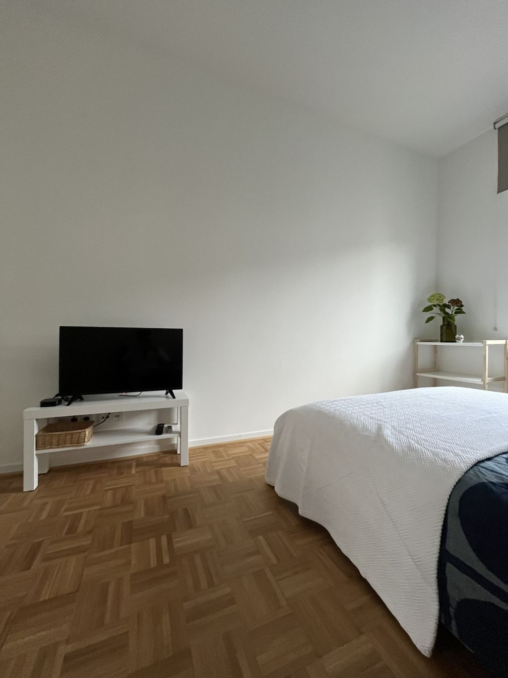 Rent 1 room apartment Düsseldorf | Entire place | Düsseldorf | Ruhiges neu saniertes  Apartment im belebten Viertel in Düsseldorf | Hominext