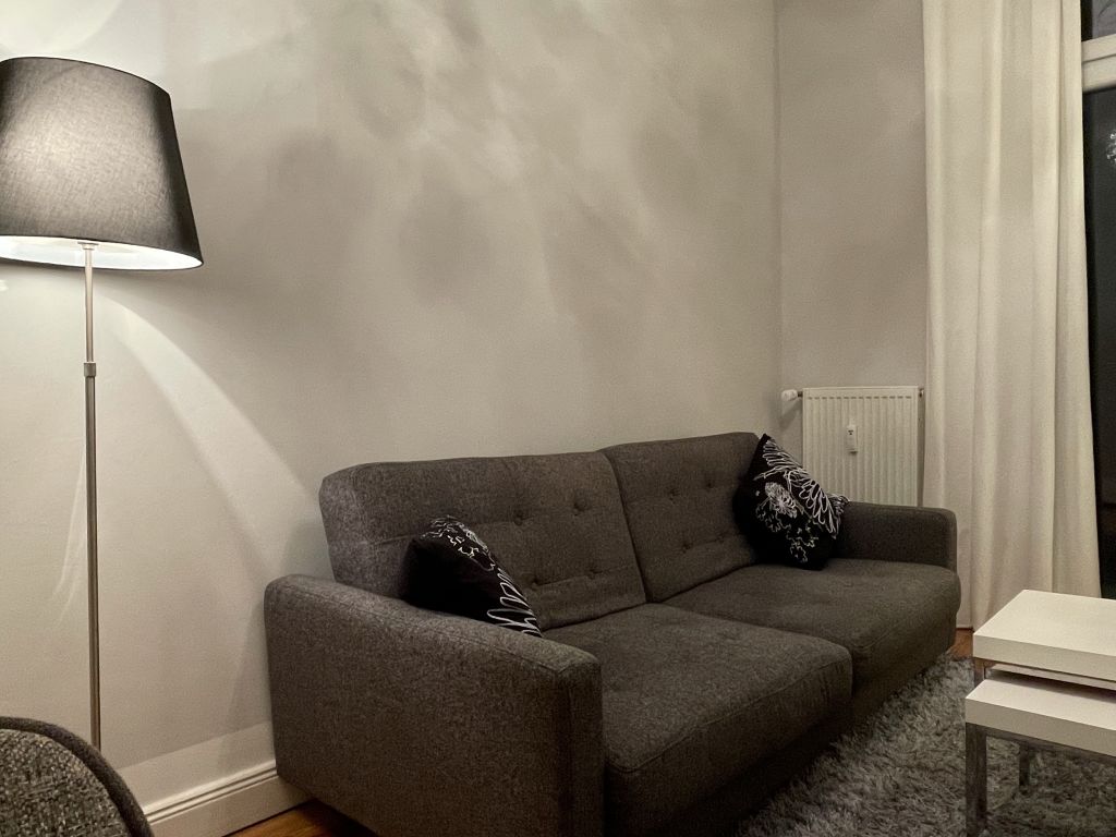 Rent 1 room apartment Hamburg | Entire place | Hamburg | Charmante komfortable 2 Zi-Whg. im klassischen Altbau direkt in der City am Michel | Hominext