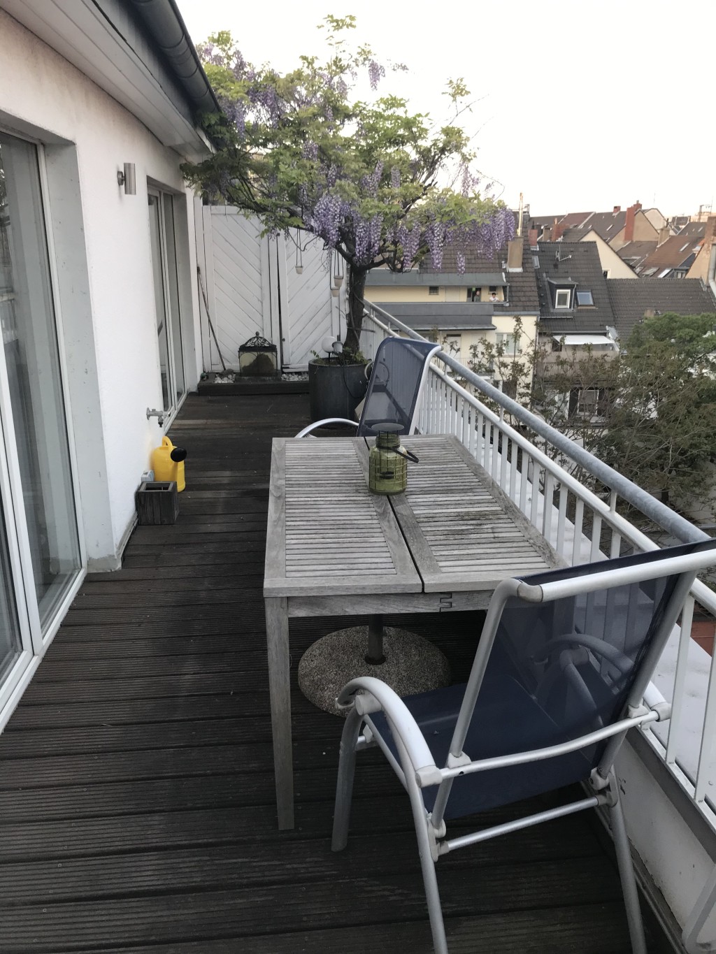 Rent 1 room apartment Köln | Entire place | Köln | Luxuriöses 95 qm ruhiges Penthouse Appartement in der Kölner Innenstadt mit umlaufender 55 qm Terrasse am Park gelegen mit Domblick | Hominext