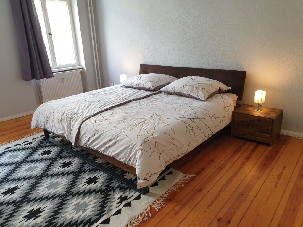 Rent 2 rooms apartment Berlin | Entire place | Berlin | 3-Zimmer-Perle mit einem Balkon | Hominext