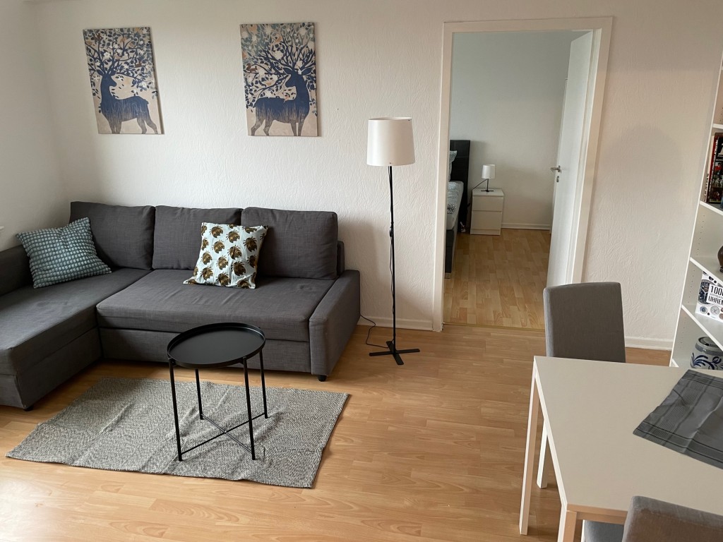 Miete 1 Zimmer Wohnung Köln | Ganze Wohnung | Köln | Schöne, helle Wohnung in der Südstadt mit Balkon (Garage im Haus separat anmietbar) | Hominext