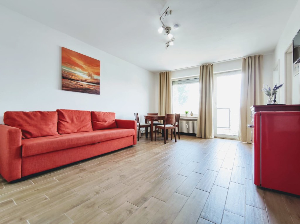 Rent 2 rooms apartment Dortmund | Entire place | Dortmund | Central Apartment Gold | Hominext