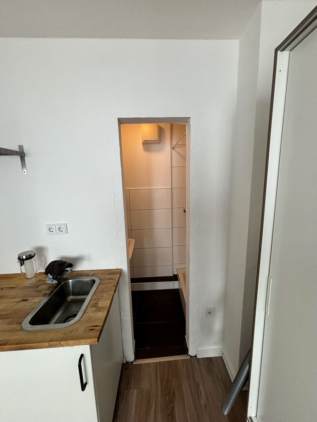 Miete 1 Zimmer Wohnung Köln | Ganze Wohnung | Köln | Charmantes Studio- Apartment direkt am Rudolfplatz | Hominext