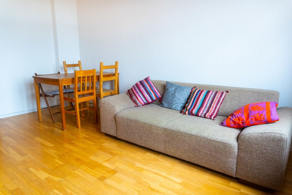 Rent 2 rooms apartment Mainz | Entire place | Mainz | Mainz Innenstadt 3 Zimmer Altbauwohnung | Hominext