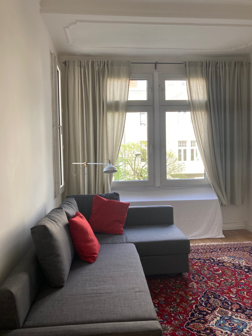 Rent 1 room apartment Köln | Entire place | Köln | Luxus Wohnung, 3,5 Zimmer, Balkon, City | Hominext