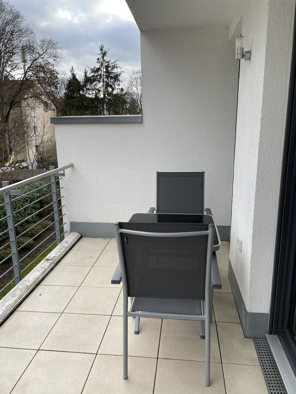 Rent 1 room apartment Wiesbaden | Entire place | Wiesbaden | Hochwertige möblierte 2-Zimmer Wohnung mit Garage in Wiesbaden-Südost | Hominext