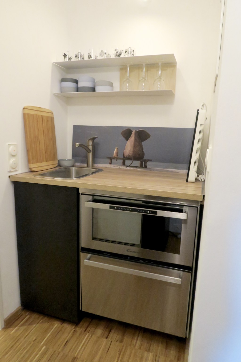 Rent 1 room apartment Düsseldorf | Entire place | Düsseldorf | Charming Explorer Apartment in the centre with optional space in garage | Hominext