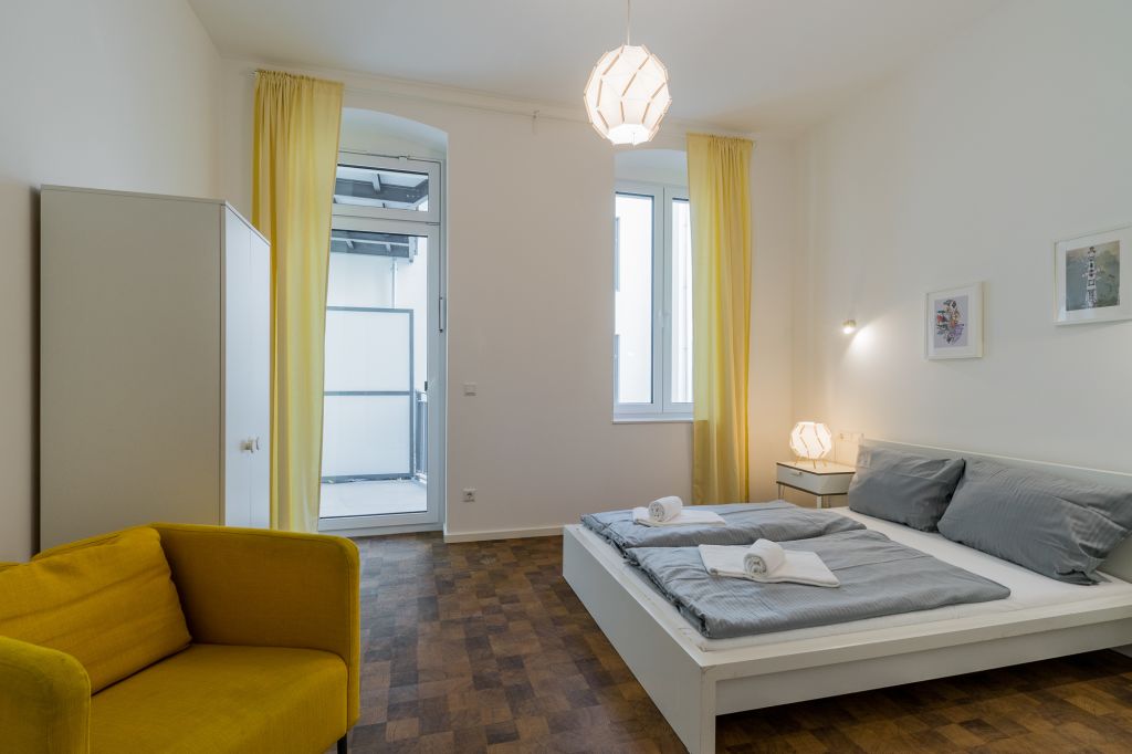 Rent 1 room apartment Berlin | Entire place | Berlin | Tolle 2 Zimmer Wohnung mit Balkon direkt am Hermannplatz | Hominext