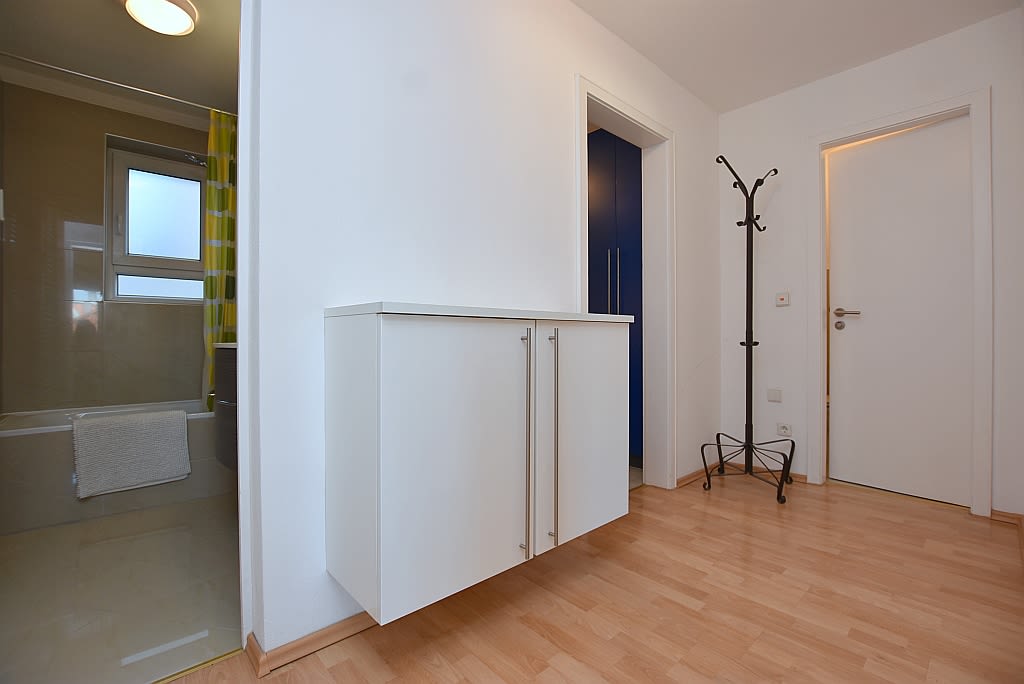 Rent 1 room apartment Stuttgart | Entire place | Stuttgart | Modern möbliert, perfekte zentrale Lage und Balkon mit Blick über Stuttgart | Hominext