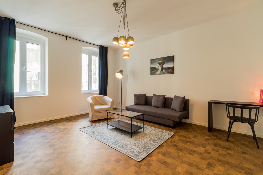 Miete 1 Zimmer Wohnung Berlin | Ganze Wohnung | Berlin | Große 2 Zimmer Wohnung mit Balkon direkt am Hermannplatz | Hominext