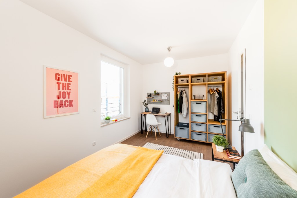 Rent 4 rooms apartment Berlin | Studio | Berlin | Privatzimmer in Mitte, Berlin | Hominext