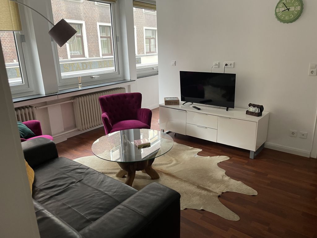 Rent 1 room apartment Bremen | Entire place | Bremen | Beautiful one bedroom apartment with living room and wifi | Hominext