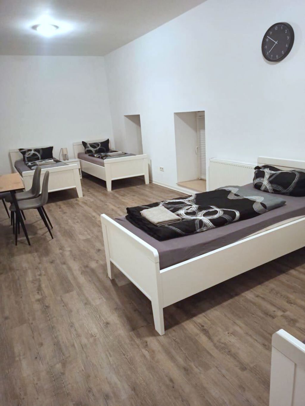 Rent 1 room apartment Marl | Entire place | Marl | Schöne 4-Bett-Studios für Installateure | Hominext