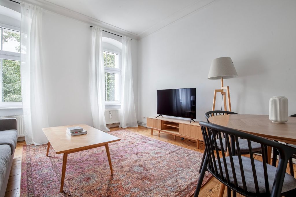 Rent 2 rooms apartment Berlin | Entire place | Berlin | Super schöne 3-Zi Wohnung in toller Lage in Kreuzberg, vollmöbliert und ausgestattet. | Hominext