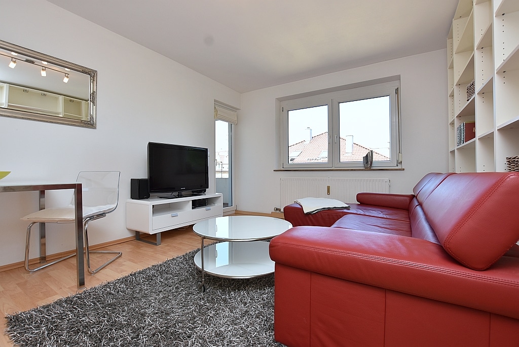 Rent 1 room apartment Stuttgart | Entire place | Stuttgart | Modern möbliert, perfekte zentrale Lage und Balkon mit Blick über Stuttgart | Hominext