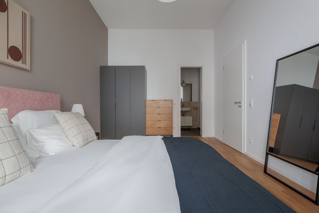 Miete 2 Zimmer Wohnung Berlin | Ganze Wohnung | Berlin | Wunderschöne 3 Zi Wohnung mit viel Platz zum Wohlfühlen in rühiger Berliner Lage mit eigenem Garten | Hominext