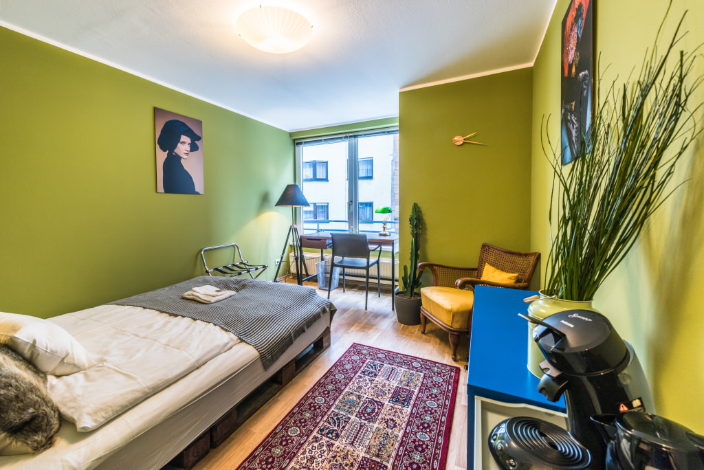 Rent 1 room apartment Mannheim | Entire place | Mannheim | Farbenfrohes Apartment für 2 Personen | Hominext