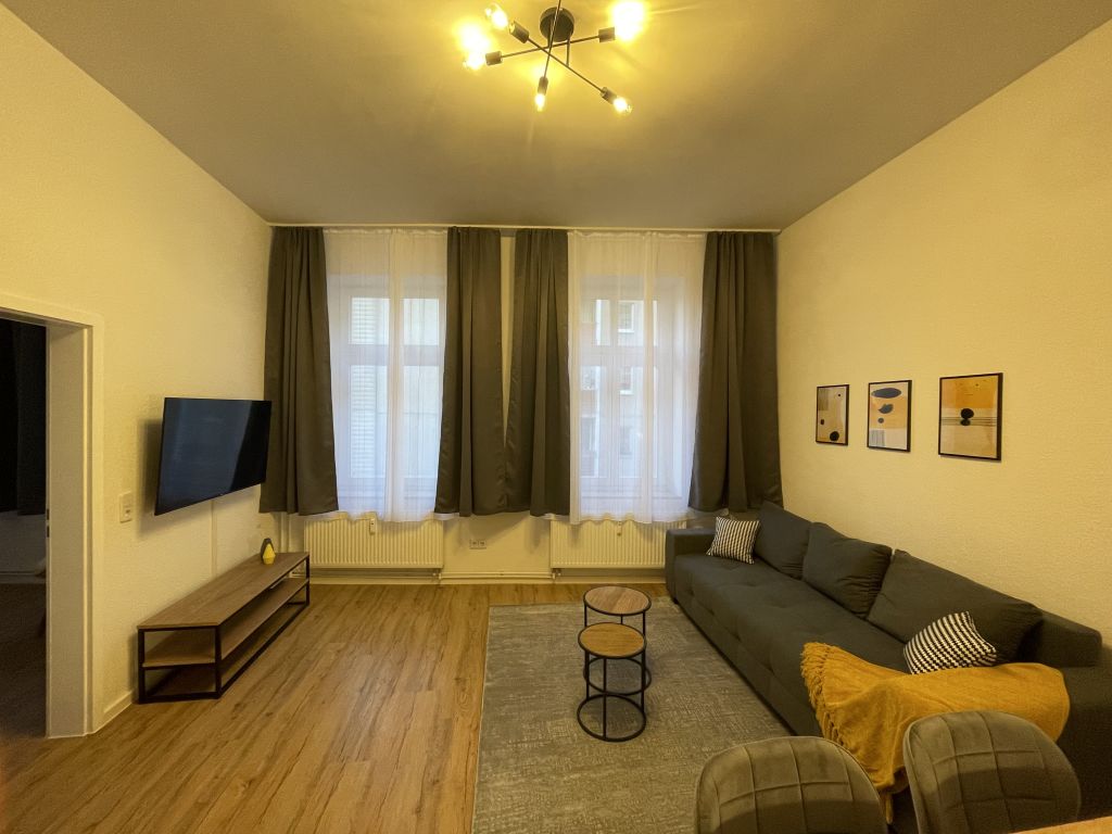 Rent 1 room apartment Magdeburg | Entire place | Magdeburg | Luxus-Apartment | Zentrum | HBF | Vollausstattung | Hominext