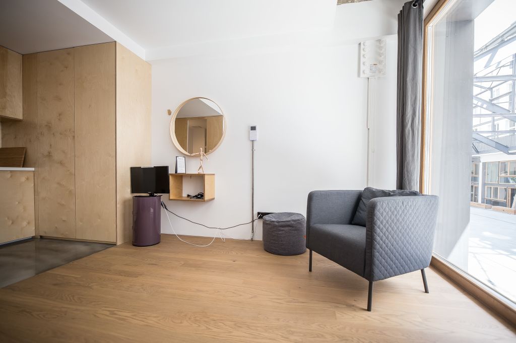 Rent 1 room apartment Berlin | Entire place | Berlin | Studio Loft Metropol Park in toller Lage | Hominext