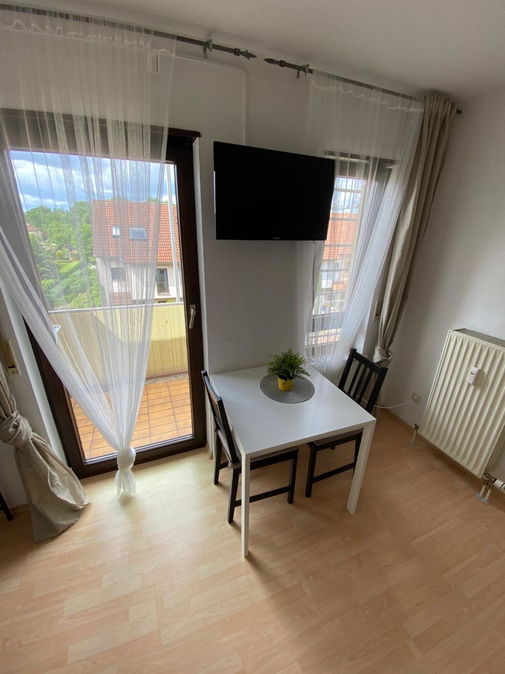 Miete 1 Zimmer Wohnung Mannheim | Ganze Wohnung | Mannheim | Charmantes 1-Zimmer-Apartment mit Balkon | Hominext