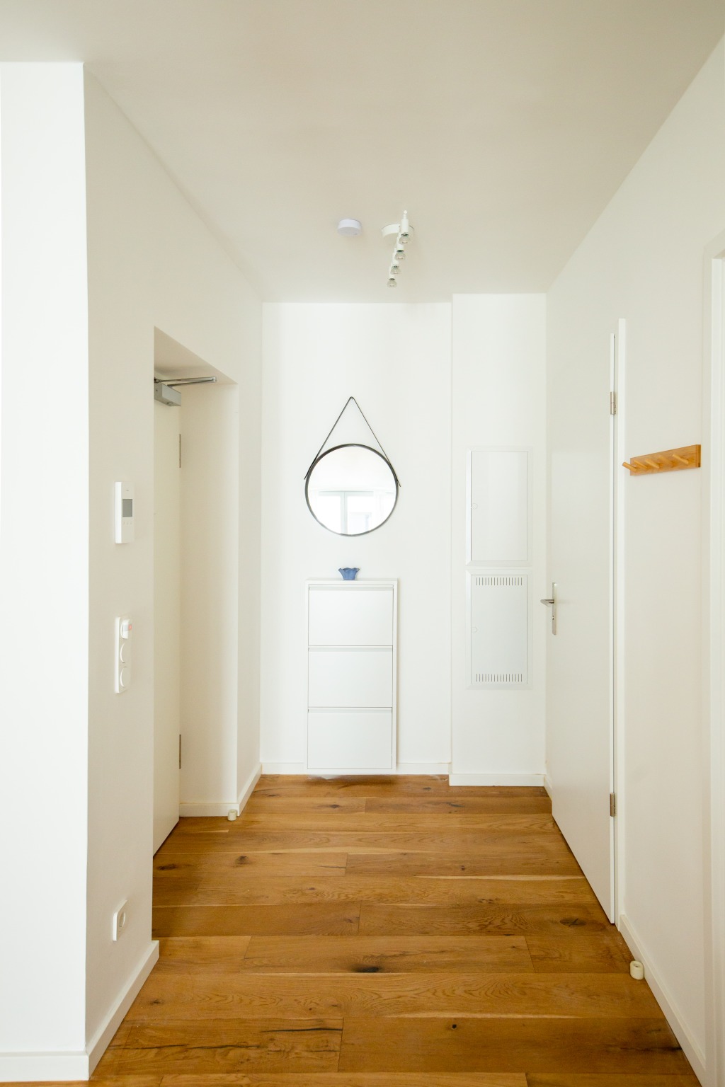 Miete 1 Zimmer Wohnung Berlin | Ganze Wohnung | Berlin | Double occupancy, fully furnished private 3-rooms apartment (bills included, registration, etc) | Hominext