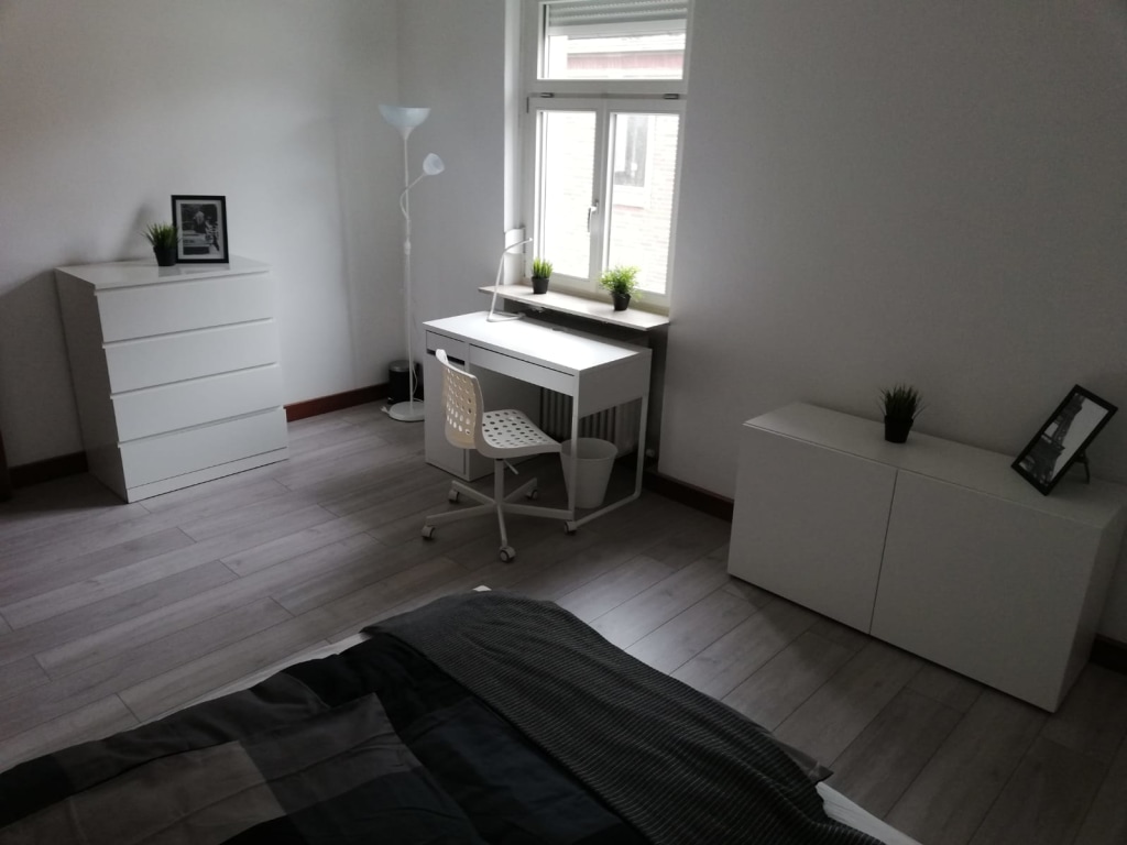 Miete 2 Zimmer Wohnung Baden-Baden | Ganze Wohnung | Baden-Baden | Exklusiv: WG-Konzept mit 2 Schlafzimmer Wohnung im Herzen Baden-Baden | Hominext