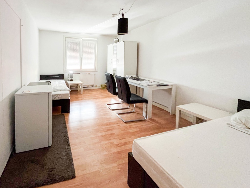 Miete 4 Zimmer Wohnung Plochingen | Ganze Wohnung | Plochingen | Schicke Wohnung mit vier Schlafzimmern im Herzen von Plochingen | Hominext