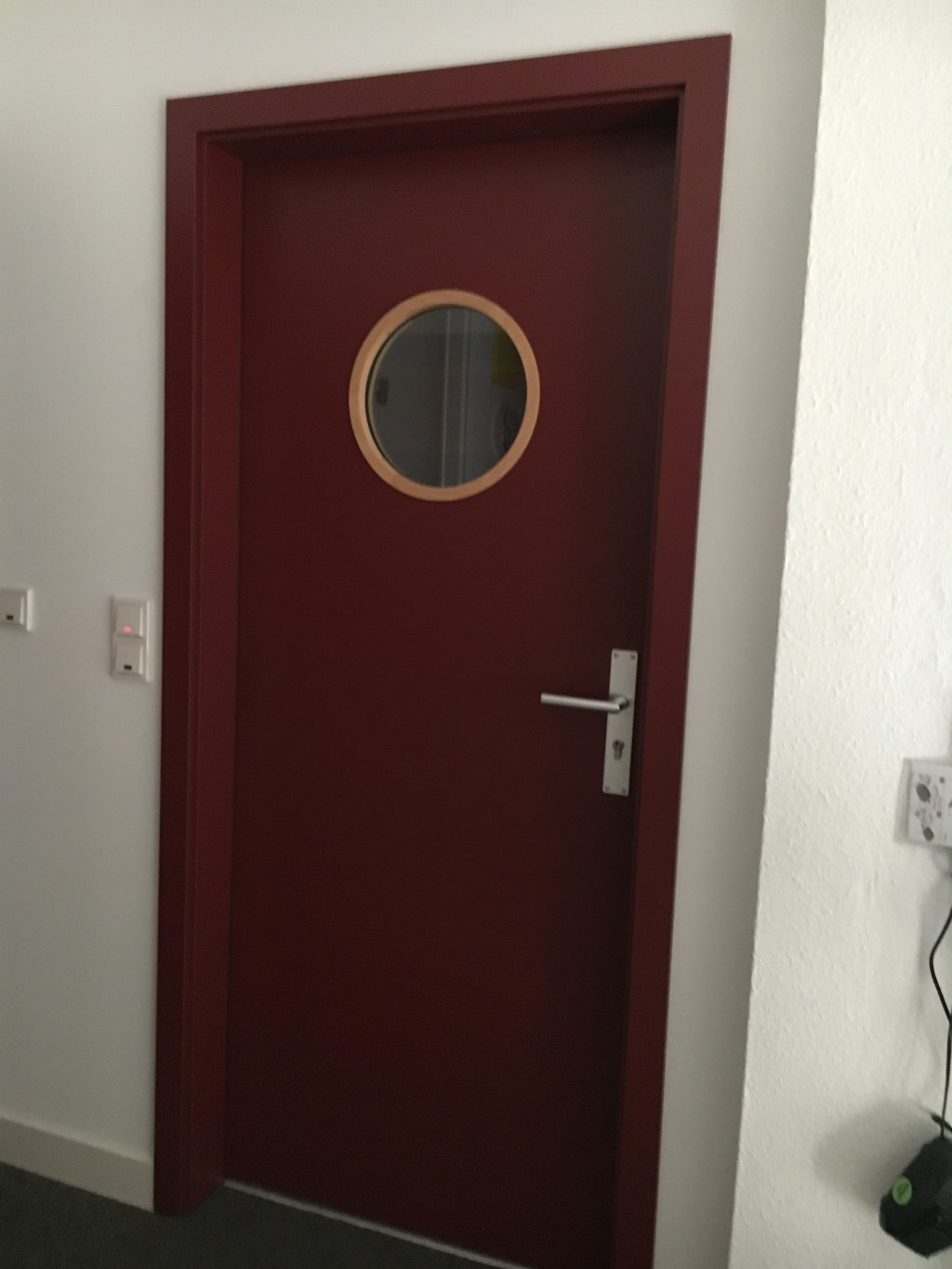 Rent 1 room apartment Oberursel (Taunus) | Entire place | Oberursel (Taunus) | 1 Zi-Apt., voll möbliert und ausgestattet in Oberursel nach Frankfurt | Hominext