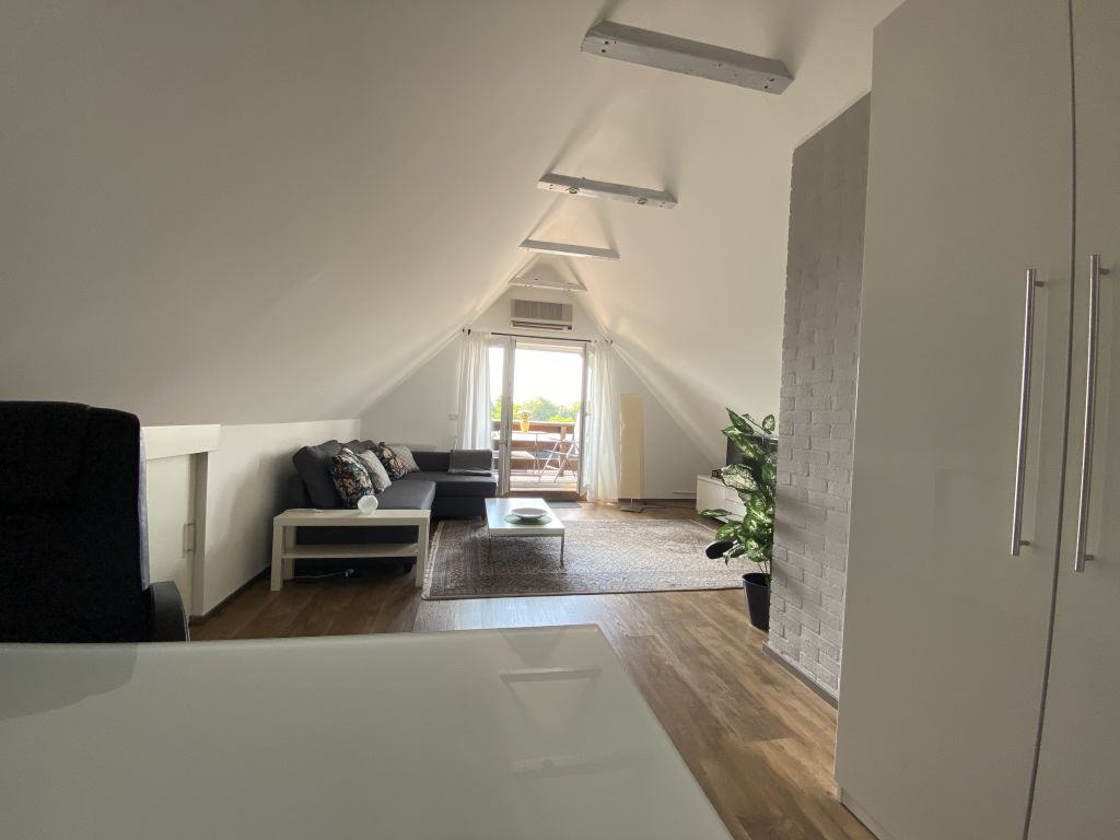 Rent 1 room apartment Düsseldorf | Entire place | Düsseldorf | MaisonetteApartment | Hominext